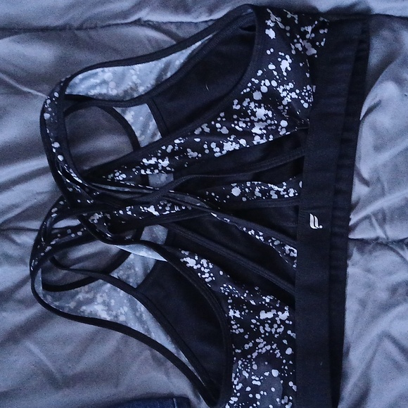 Fabletics Sports Bra - Picture 2 of 3